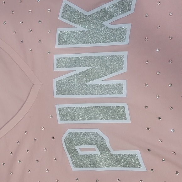 Y2K Vintage VS Pink Rhinestone Bling V-neck T-shirt Sz:S - Picture 3 of 5